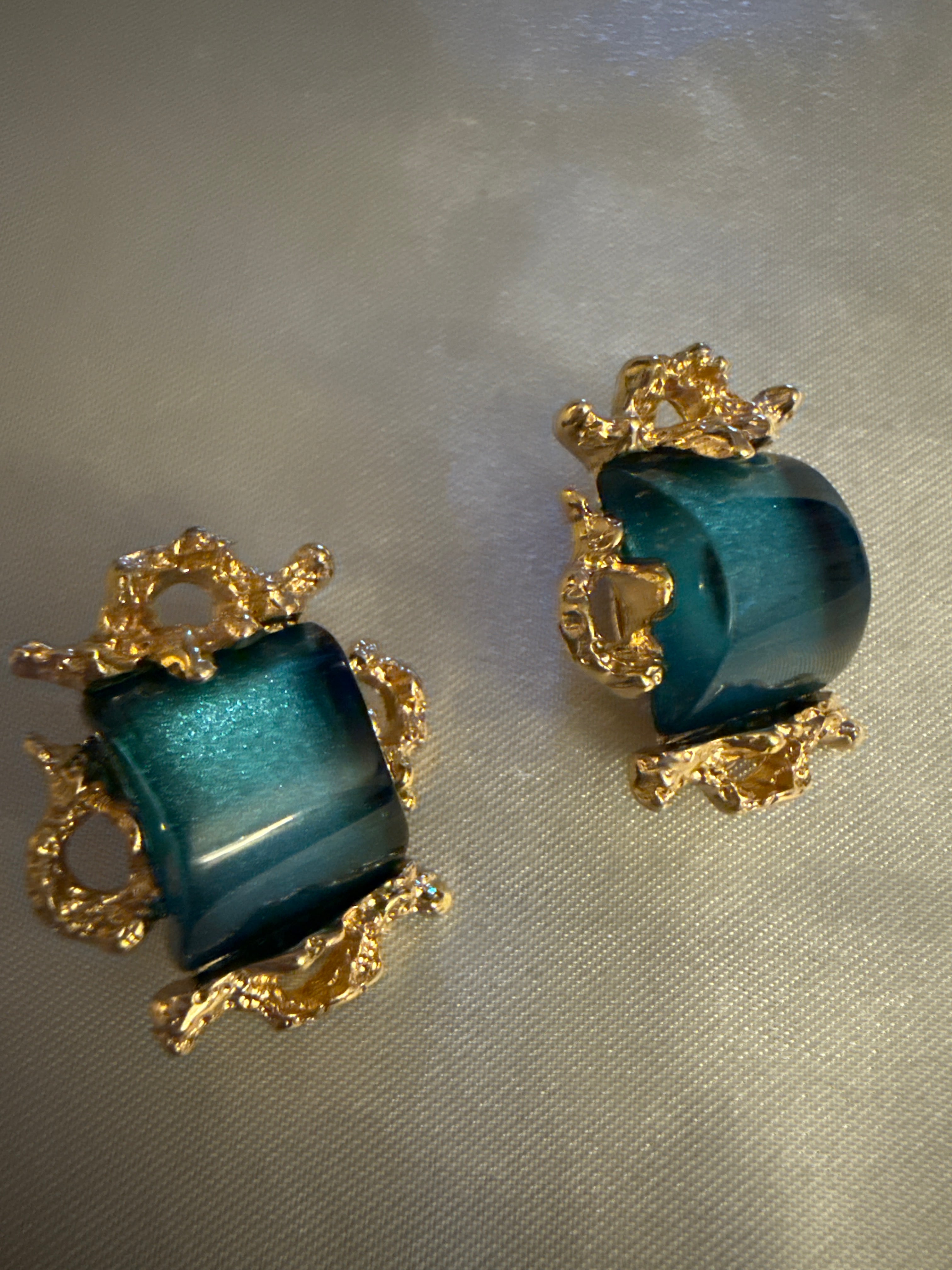 Vintage Teal Gold-Tone Clip-On Earrings