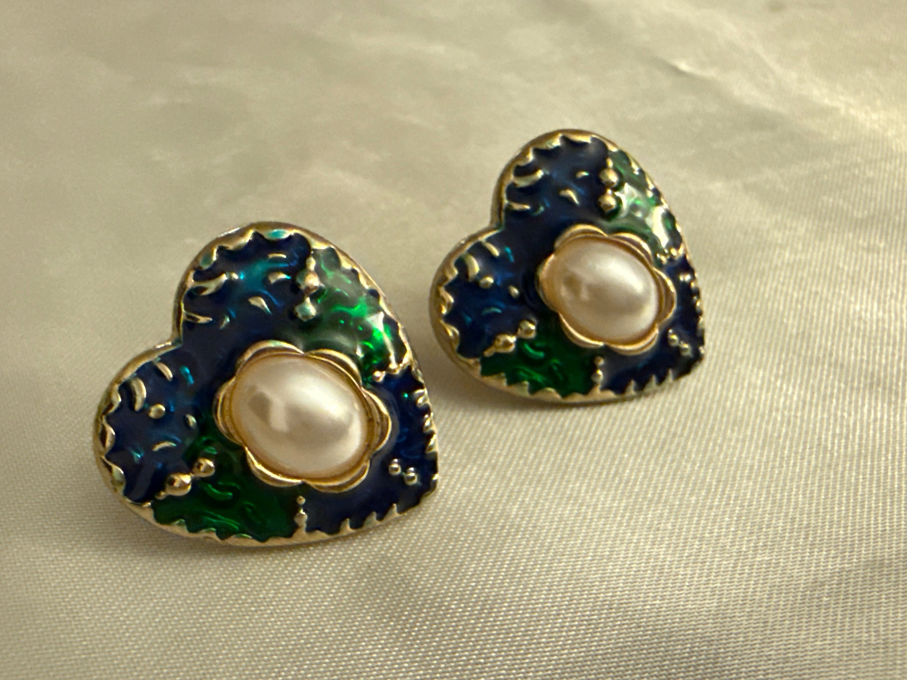 Midnight Bloom Heart Earrings